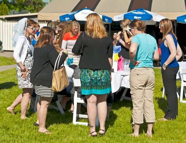 Let’s Be Friends Indy expands women’s social meetups through monthly events across Indianapolis-area neighborhoods and suburbs