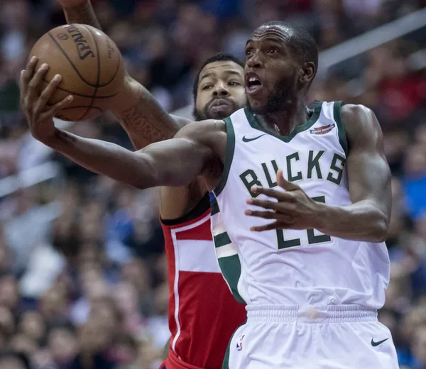 Khris Middleton’s 25 points help Mavericks end 10-game skid in 134-130 win at Indiana