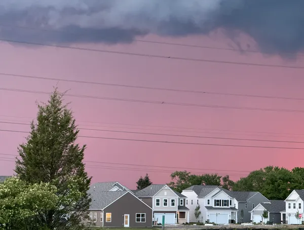 Batten Down the Hatches: High Winds and Rapid Storms Sweep Through Indianapolis